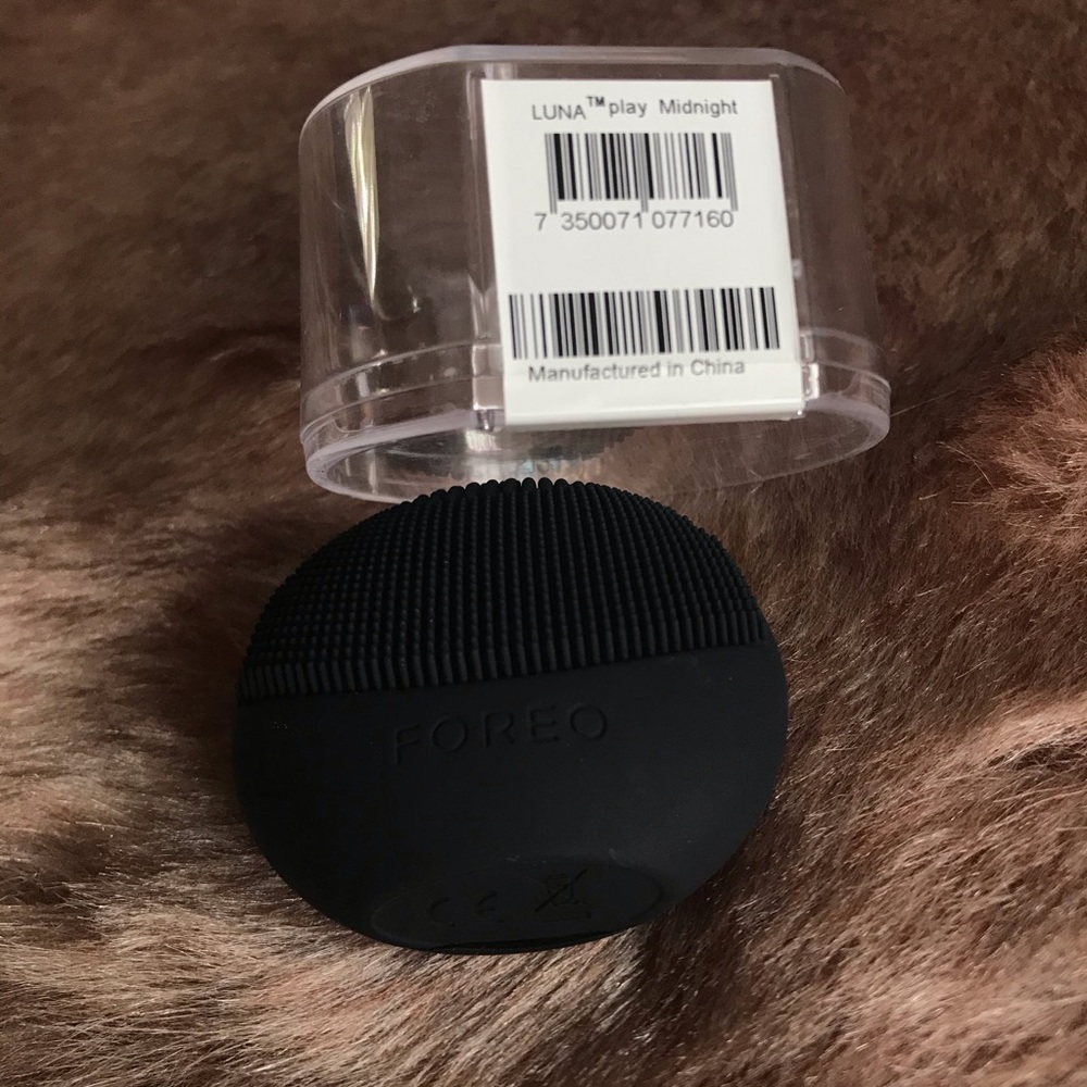 Foreo Luna play midnight